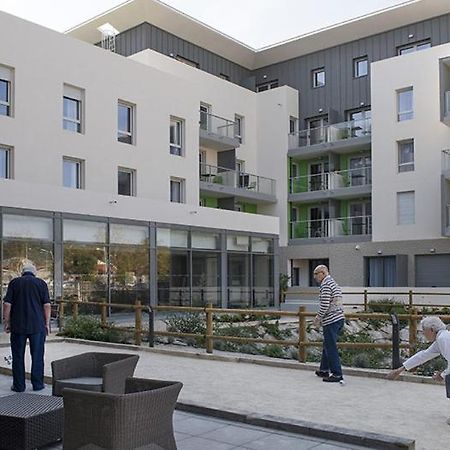 Domitys Sophia Aparthotel Nimes Bagian luar foto