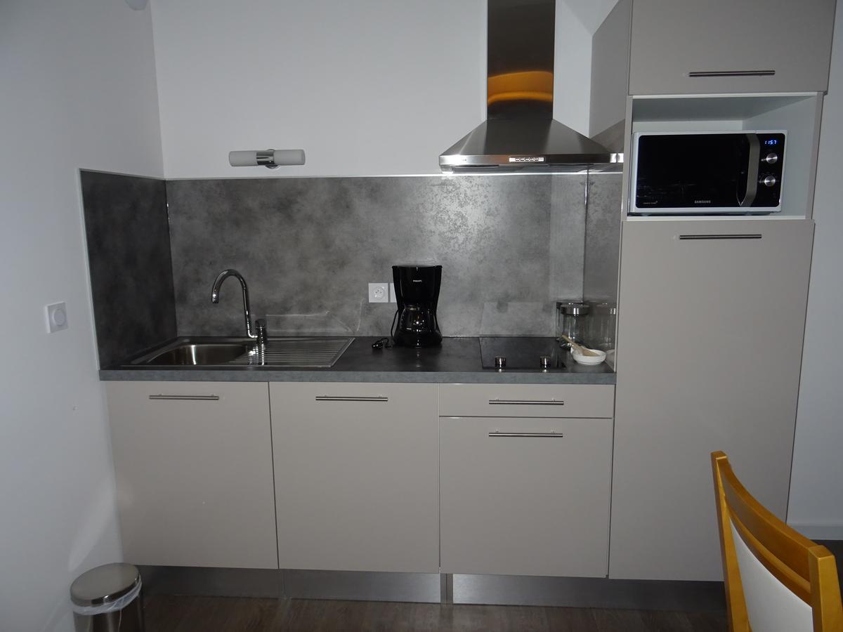 Domitys Sophia Aparthotel Nimes Bagian luar foto