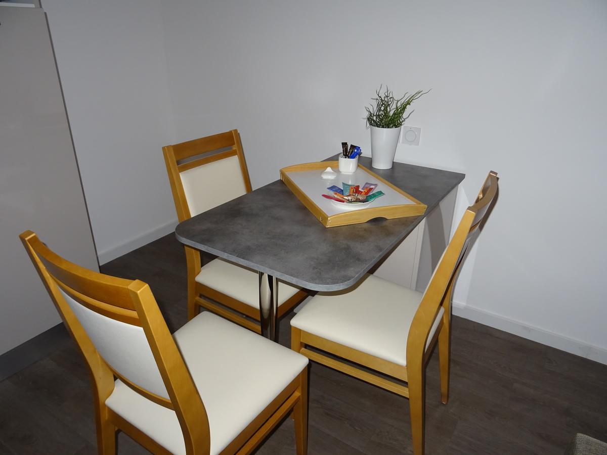 Domitys Sophia Aparthotel Nimes Bagian luar foto